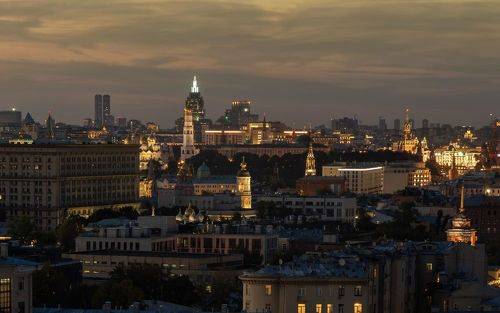 Вечерняя Москва