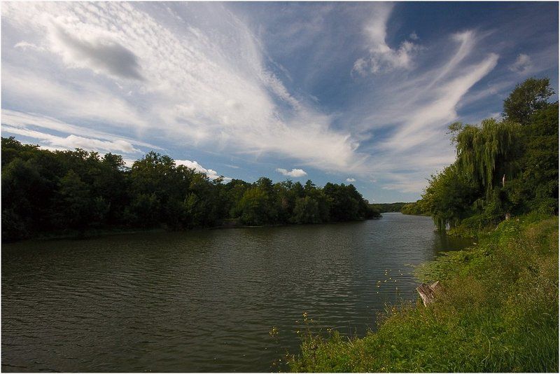 парк, река, рось, облака Росьphoto preview