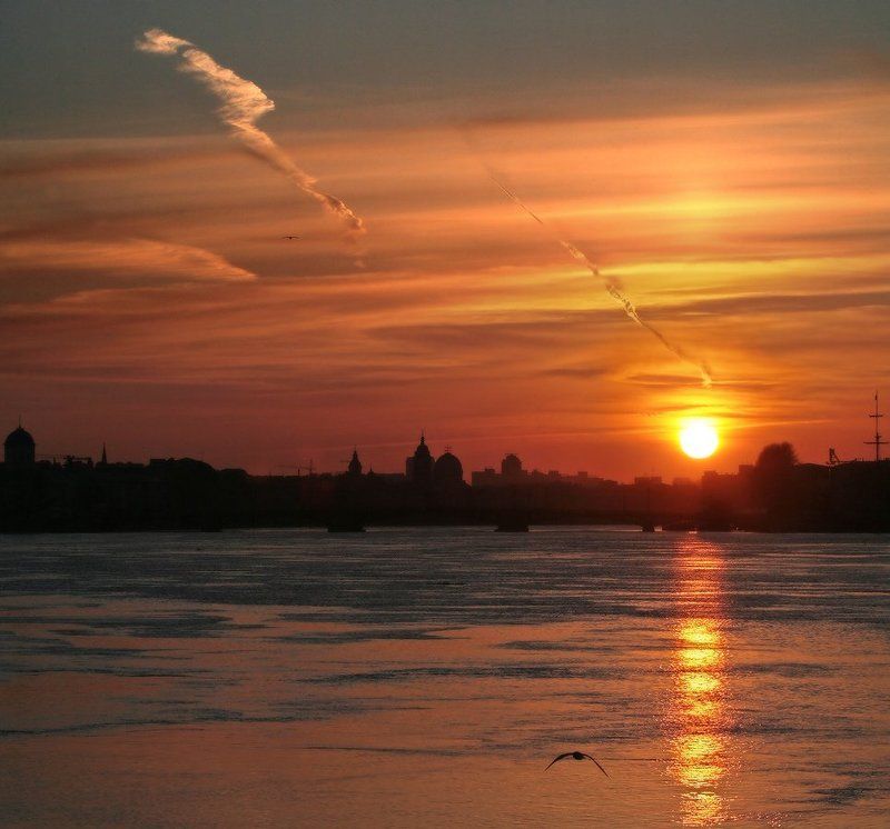 СИЛУЭТЫ БОЛЬШОГО ГОРОДА...photo preview