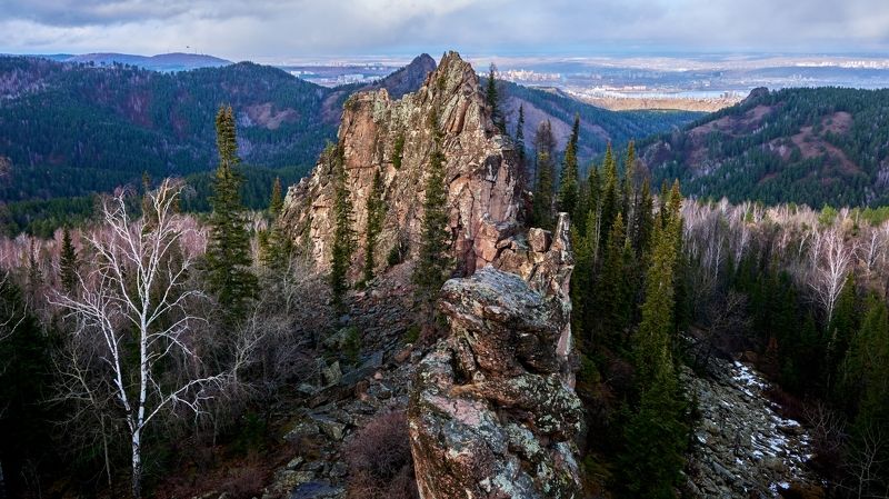 красноярские столбы, красноярск, горы photo preview