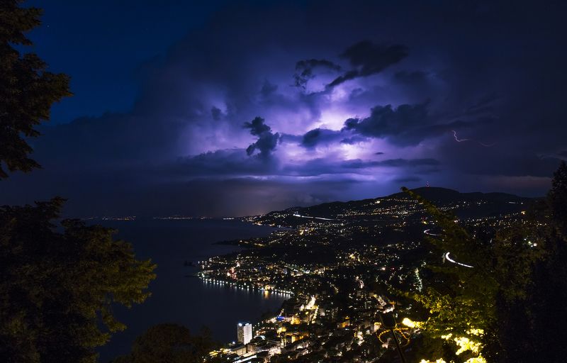 гроза Гроза над Женевским озеромphoto preview