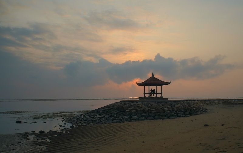 Meeting the dawnphoto preview