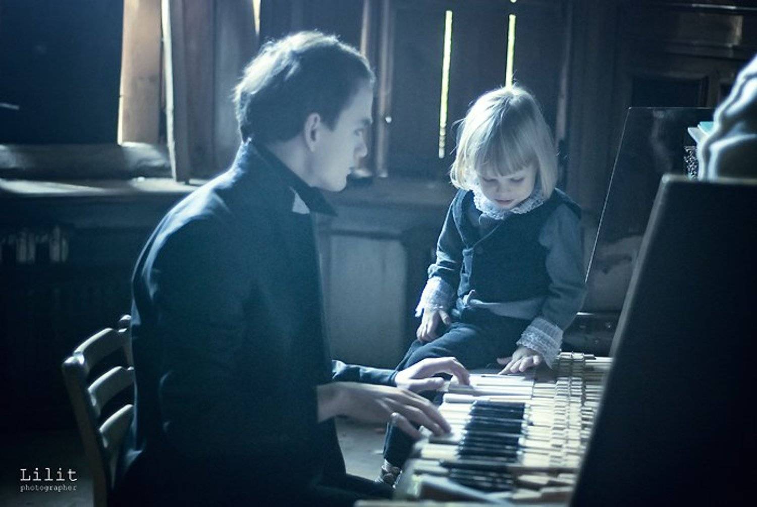 Story about Angels, Vampire & Child. Автор: Lilit , Lilit