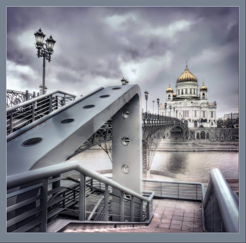 Александр Авилов