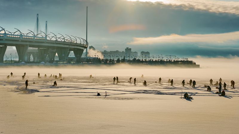 рыбалка, зимняя рыбалка, нева, рыбаки, Когда улов не имеет значенияphoto preview