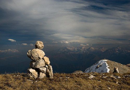 Он всегда укажет путь.
