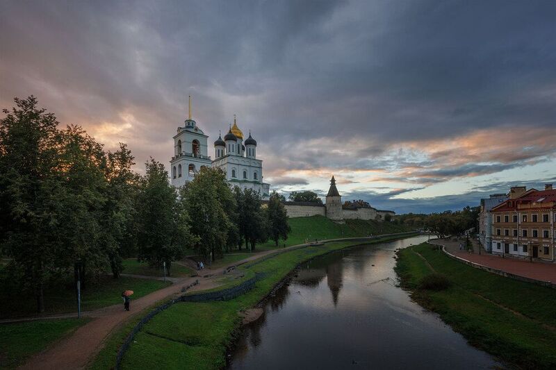 Вечер в Псковеphoto preview