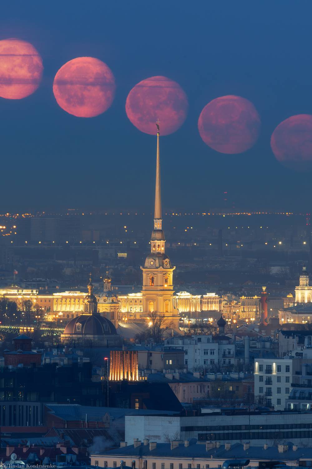 Секвенция с Луной за Петропавловским Собором. Автор: Кондратенко Руслан санкт-петербург, луна, заход луны, прострел, секвенция, секвенция с луной, петропавлоский собор, Кондратенко Руслан