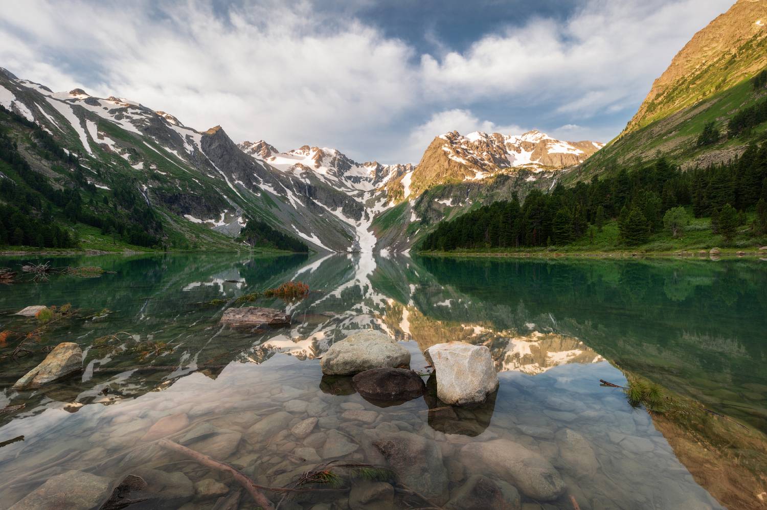 В заповедном Зазеркалье. Автор: Рубан Елена алтай, горный алтай, пейзажи алтая, усть-коксинский район, горное озеро, горы, летний алтай, мультинские озера, катунский хребет, катунский заповедник, Рубан Елена