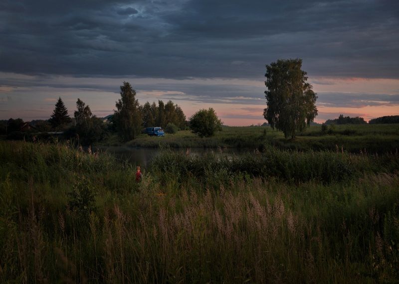 #пейзаж #озеро #рыбак #облака #вечер #закат ***photo preview