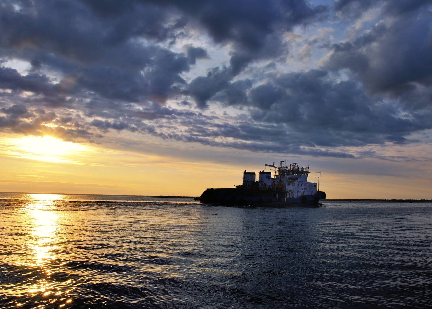 Ладожский работяга.. Автор: Андрей Куликов , Андрей Куликов