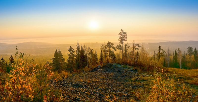 Туманный восходphoto preview