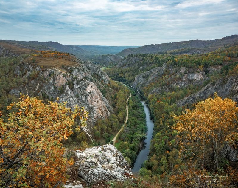 Мурадымовское ущелье и река Большой Ик.photo preview