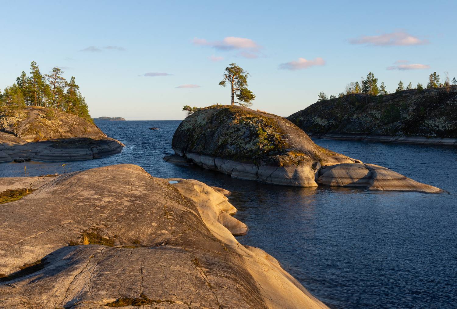 Остров \"Кит\". Автор: Kudryavtsev Карелия, Ладога, остров, кит, закат, , Kudryavtsev