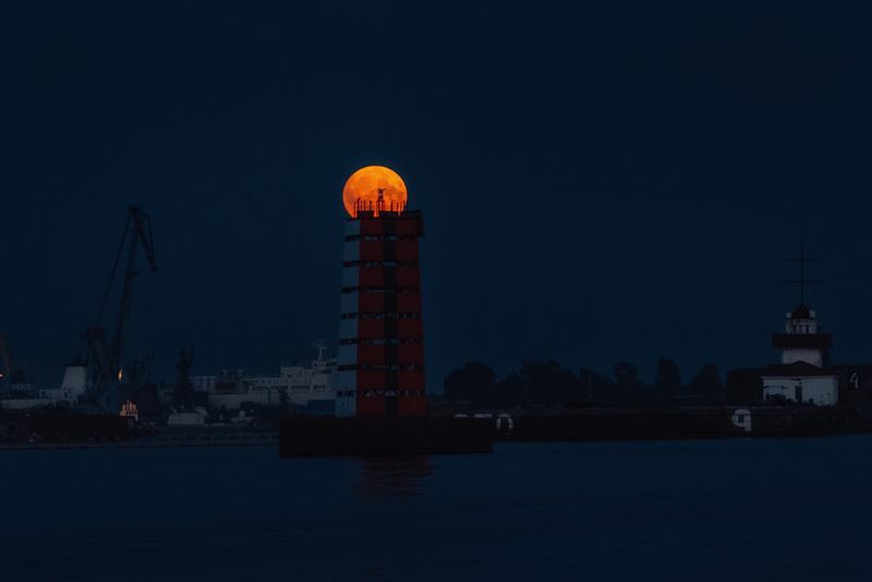 Луна в Кронштадтеphoto preview