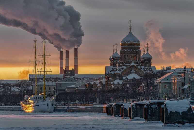 Закат над зимней Невойphoto preview
