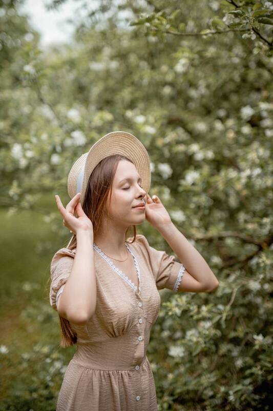 В садуphoto preview