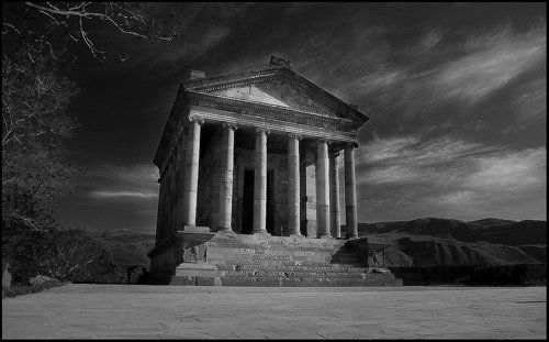 ГАРНИ(Garni)
