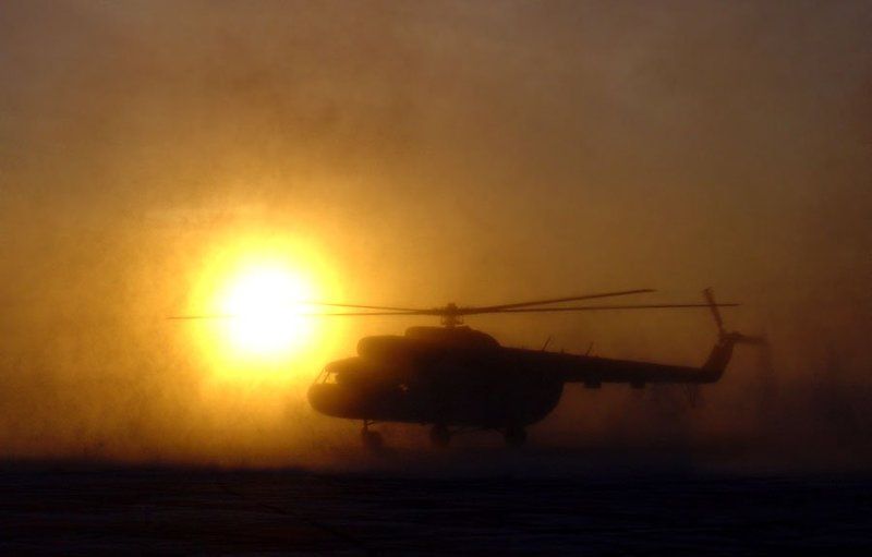 заполярье,солнце,вертолёт Полярное солнцеphoto preview