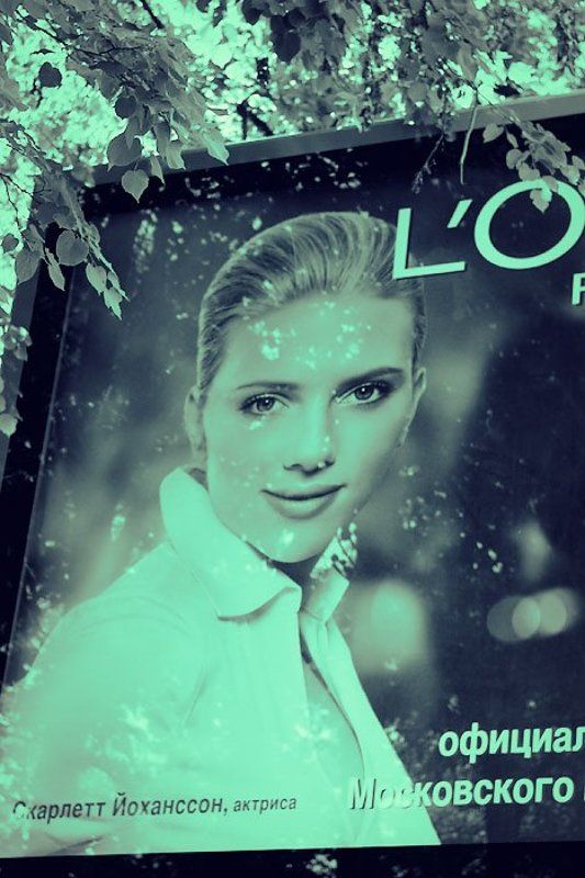 Вместо модели можно снять рекламу)photo preview