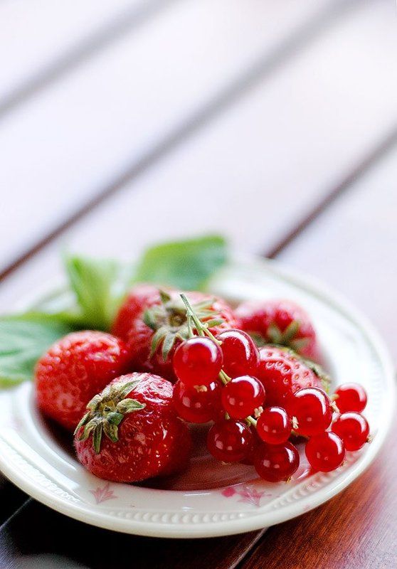 смородина, викторя Ягодыphoto preview