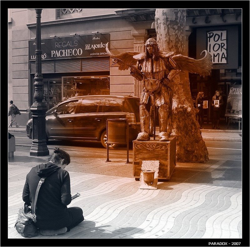 барселона, рамбла, живая скульптура, аттракцион, paradox Из жизни живых скульптурphoto preview