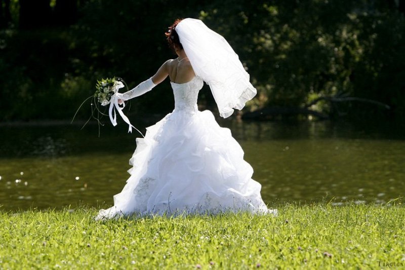 Милый, ну куда ты? А как же я!?photo preview