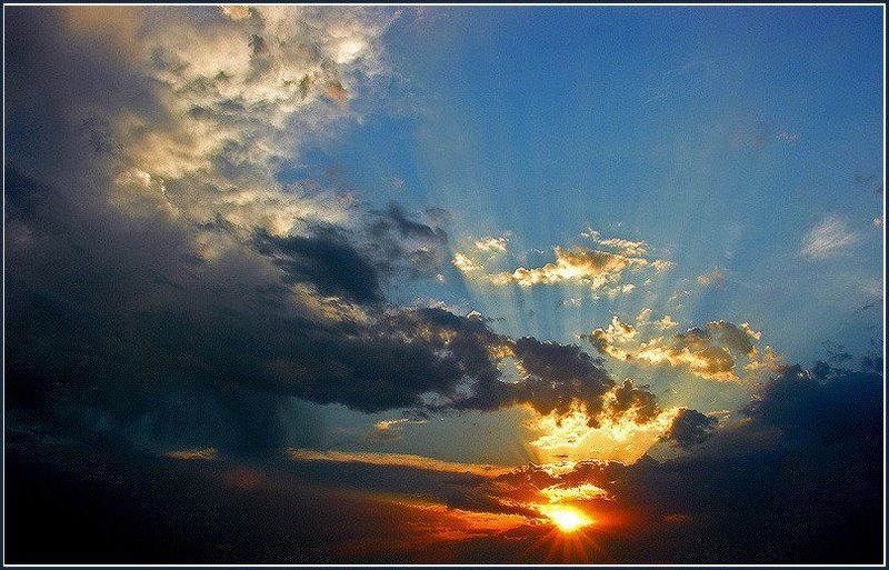 небо, солнце, облака Банальный сюжетphoto preview