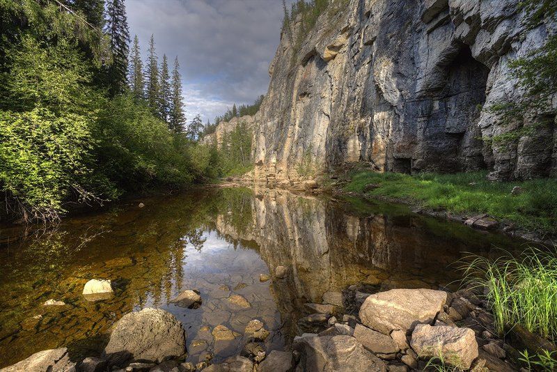 природа, закат, горная речка, скалы, лето, волшебный час, солнце, якутия Таежная речкаphoto preview