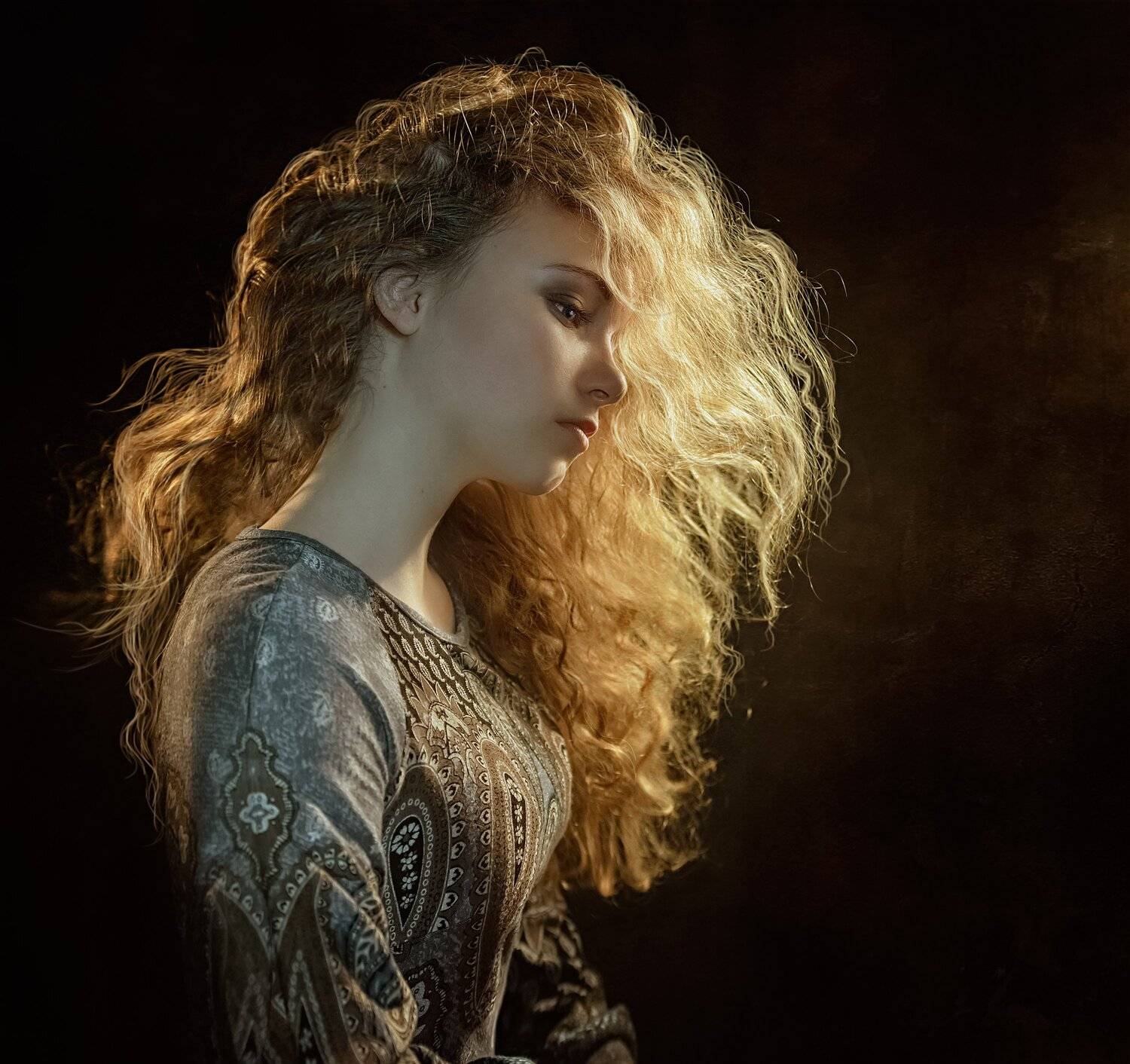 девушка, рыжие волосы, контровый свет., Никеева  Ирина