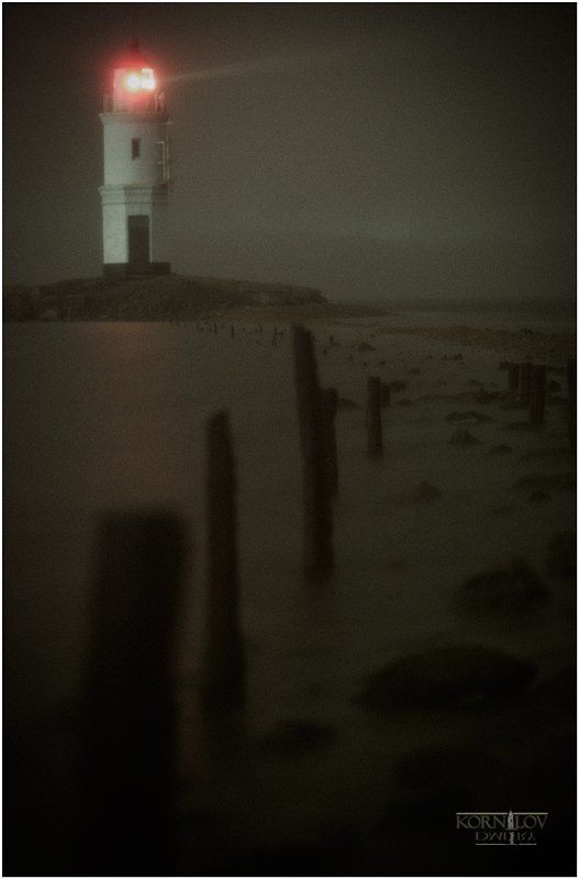 маяк, токаревский, море, ночь, туман, северные, земли, дмитрий, корнилов ###photo preview