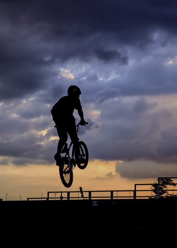 A Bicycle Jumpphoto preview