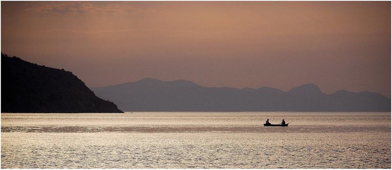 утро, рассвет, лодка, горы, море_черное Рано-рано утром (5)photo preview