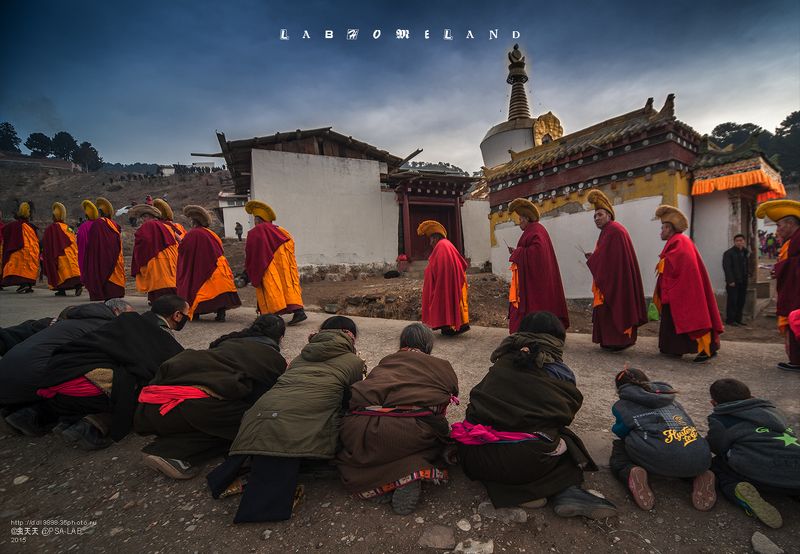  Участие  будет  верующих  метод  参加法会的信徒photo preview