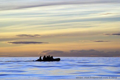 В белую ночь по Белому морю.