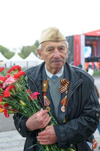 Лица Победы и тех кто помнит и чтит...  (Москва,