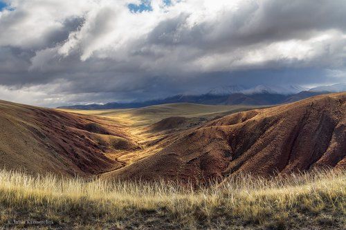 Сквозь завесу облаков...