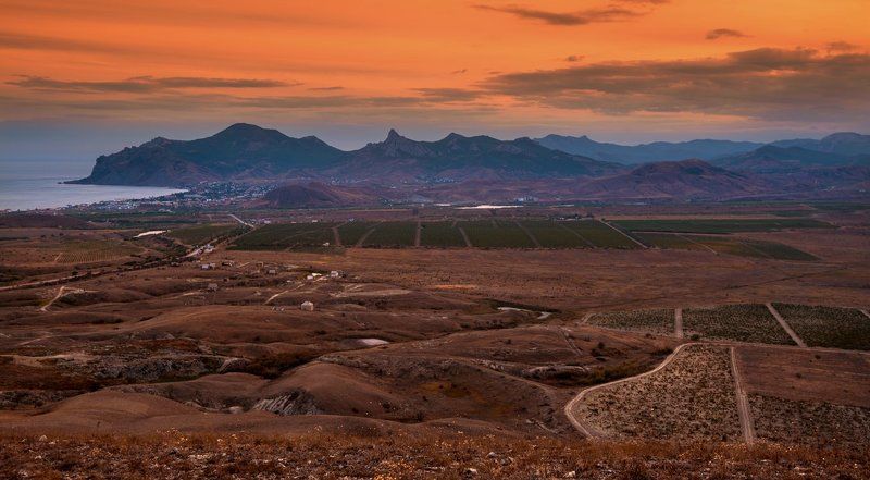 коктебель, вечер, осень, сентябрь Чу! В тёплой мгле померкнули долиныphoto preview