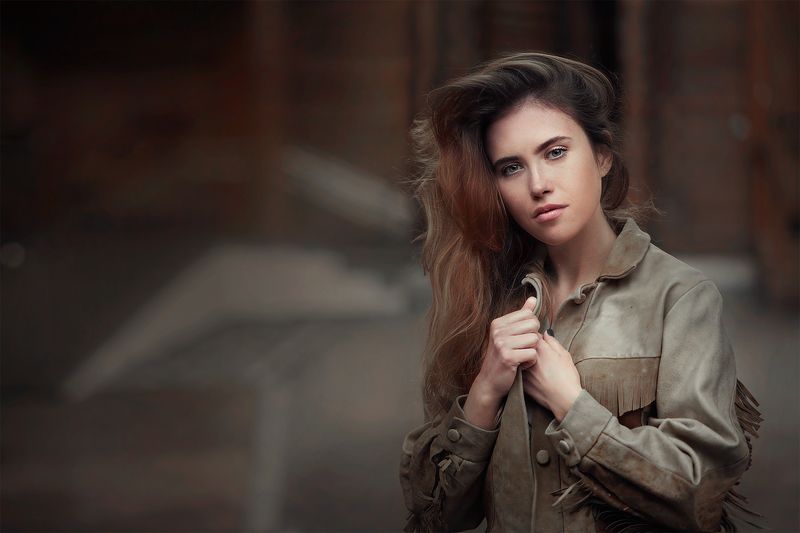 девушка портрет красота волосы глаза губы тонировка женщина взгляд Катяphoto preview