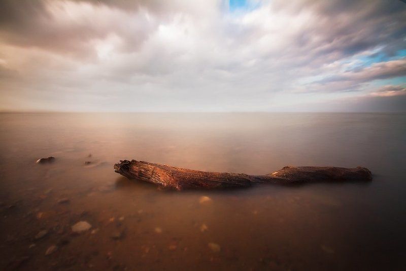 на краю...photo preview