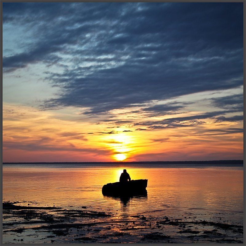 вода, небо, лодка, рыбак, , облака, закат Ожидание...photo preview