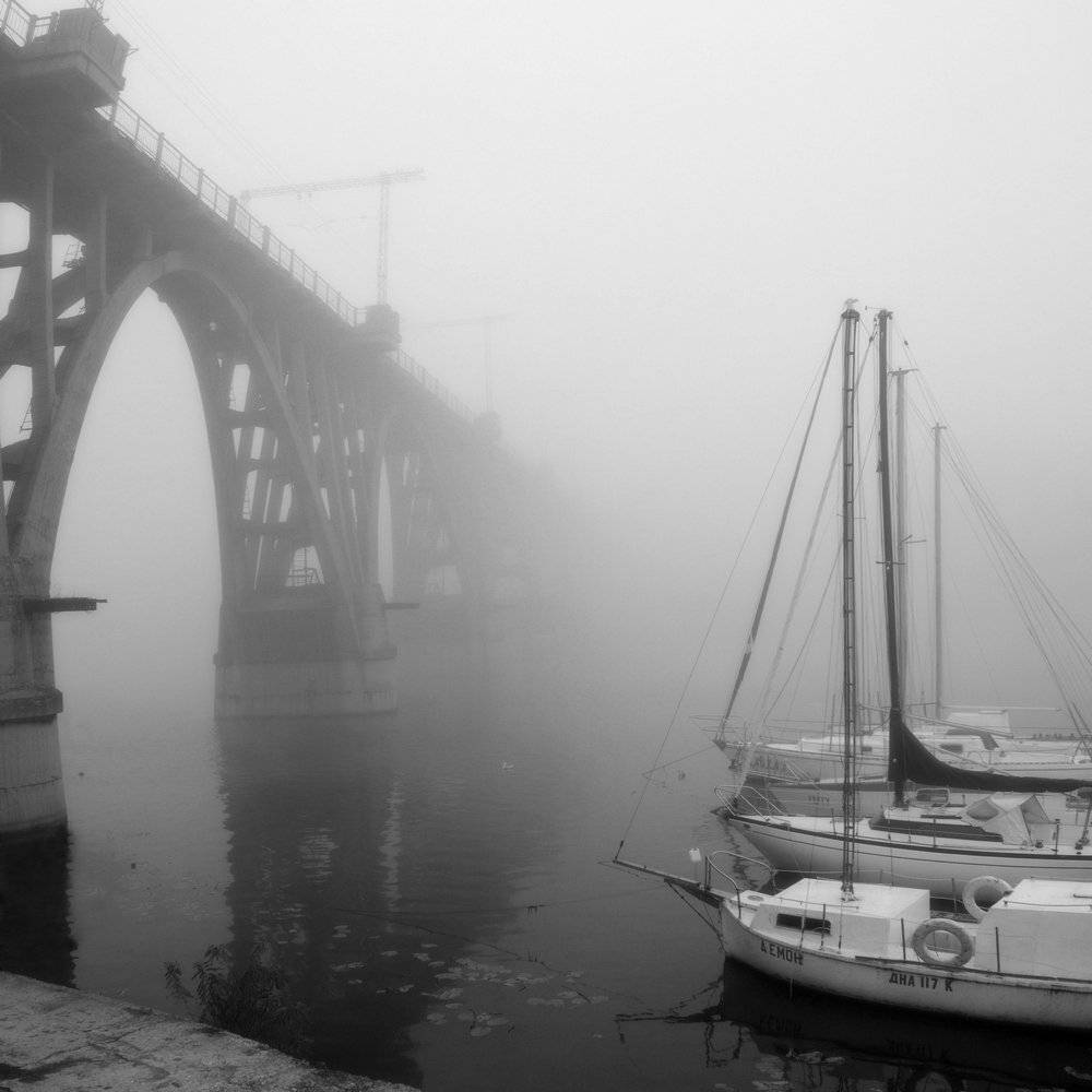днепропетровск, туман, речные суда, мост, Александр Андреев