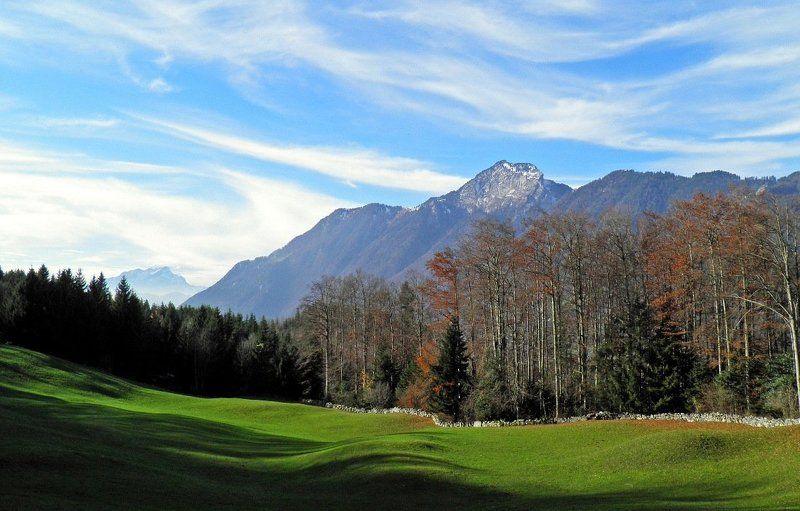 тени в горахphoto preview