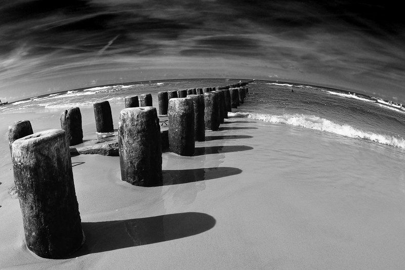 Looking for the world\'s edge IIphoto preview