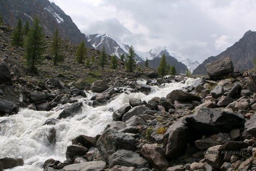 В ущелье Актру.