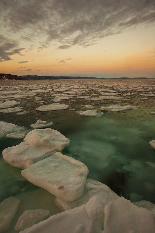 ...молодость льдовphoto preview