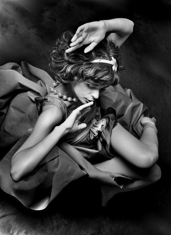 гламур, фэшн, чернобелый,монохром,нежность розовый ветерphoto preview