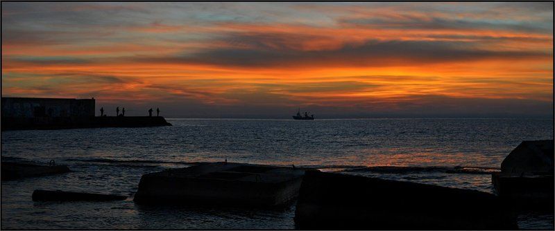 крым, рассвет Рыбалка на рассветеphoto preview