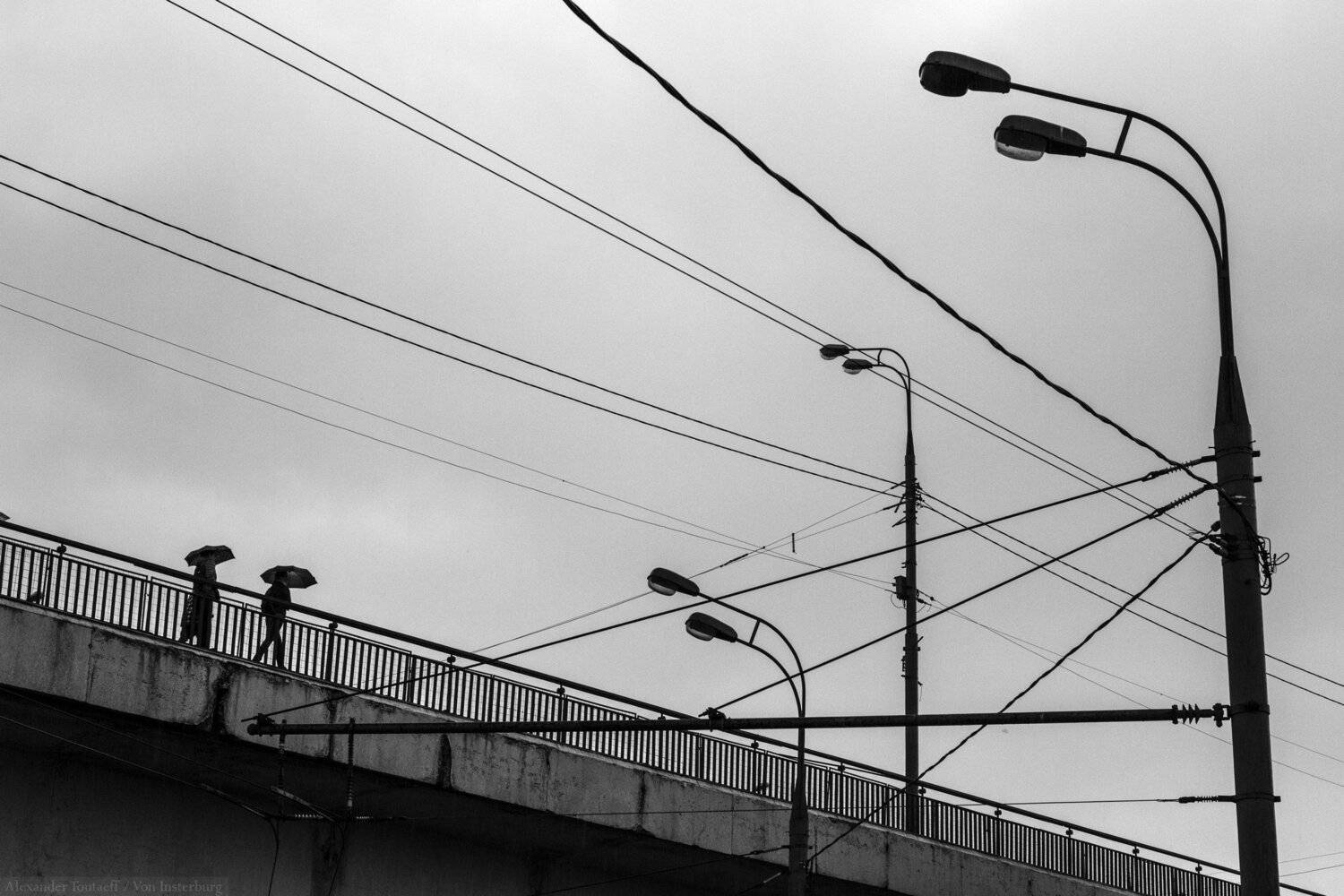 монохром, черно-белая фотография, ч/б, люди, город, улица, жанр, monochrome, black&white, street, streetphoto, people,, АлександрТутаев