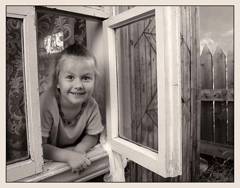 аня дочка А я в домикеphoto preview